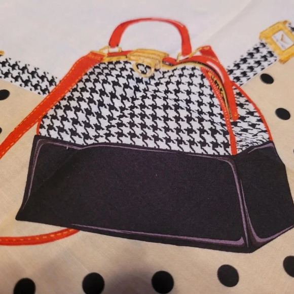 Chirtian Dior Polka Dot Handkerchief with Purse Design - Picture 5 of 5